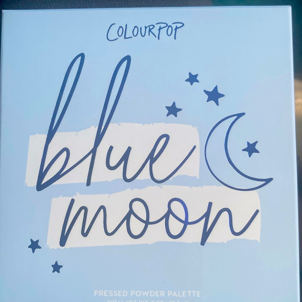 Brand new eyeshadow kit by color pop in blue tones smoke free, pet free home